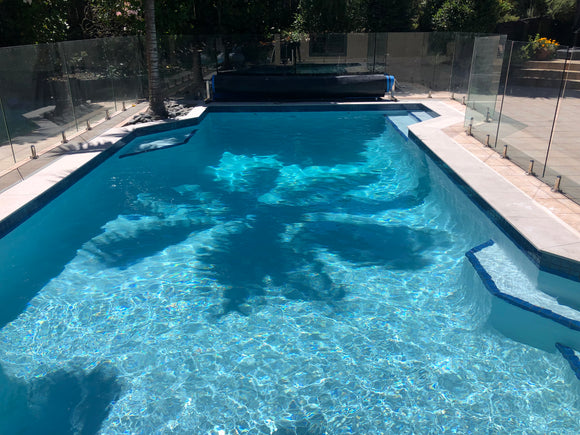 Pebblecrete finish - Paradise Blue colour quartz